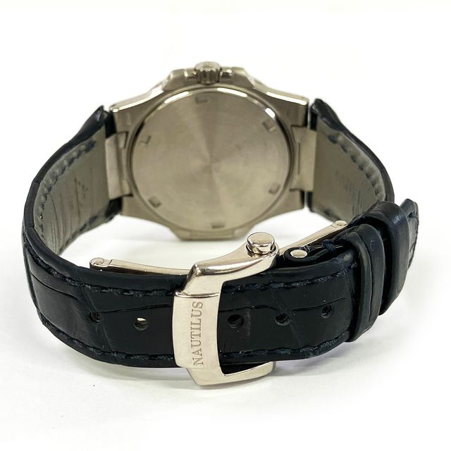 Patek Philippe Nautilus 7010G Image 4